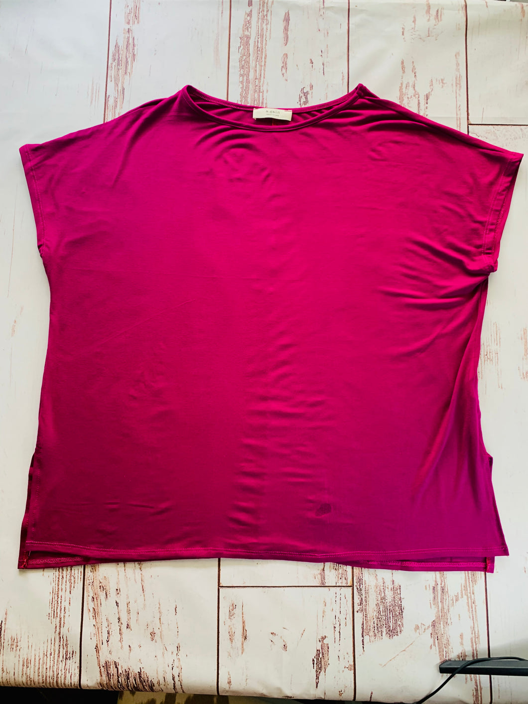 Basic Necessity Piko Top In Magenta