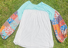 Load image into Gallery viewer, My Time Paisley Top
