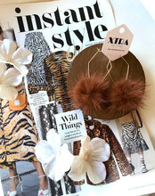 Load image into Gallery viewer, The Elise Hoop
