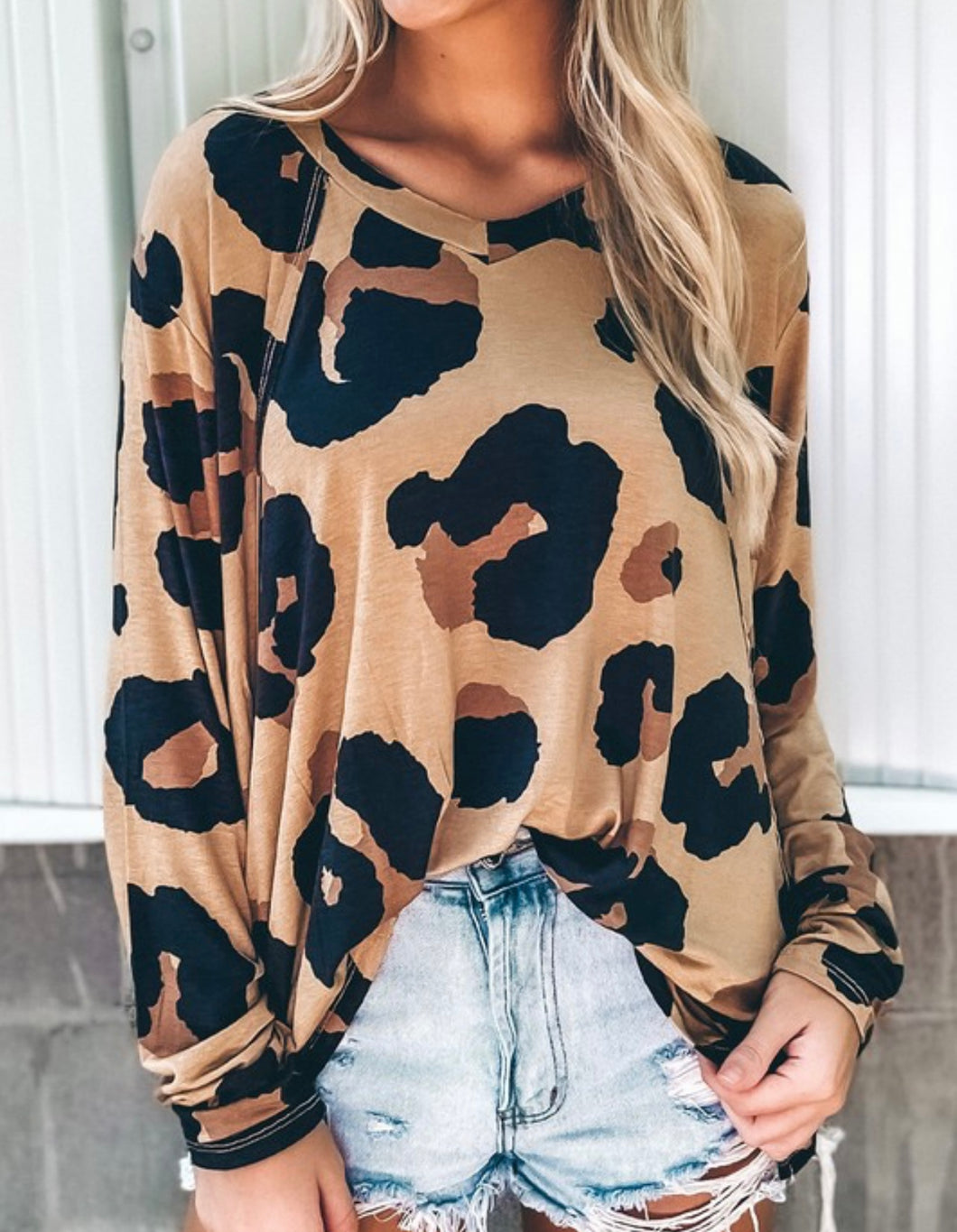 Leo Long Sleeve Tee