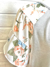 Load image into Gallery viewer, Fabulous Floral
